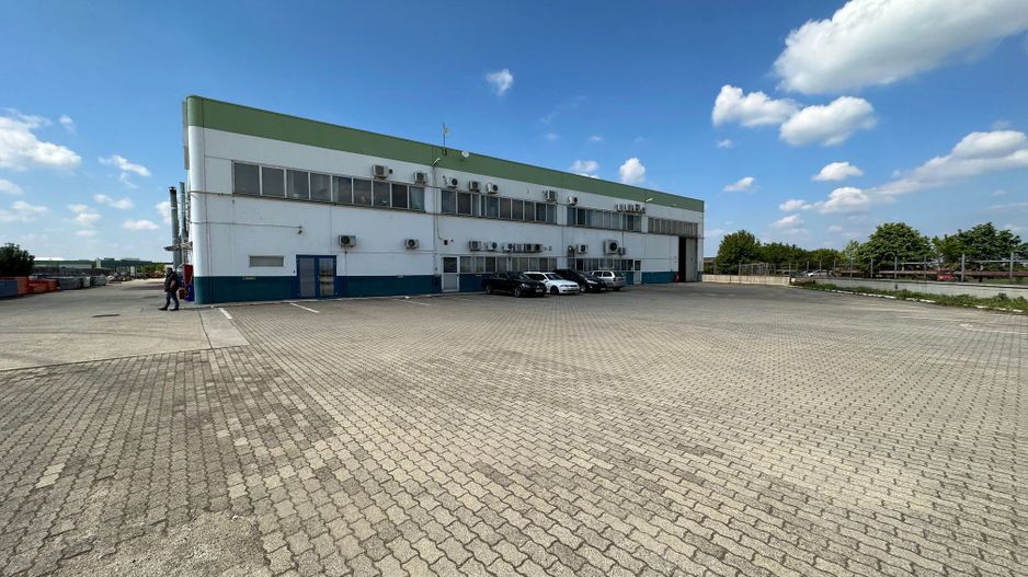 Hala de productie in Calea Sagului - Poză 1