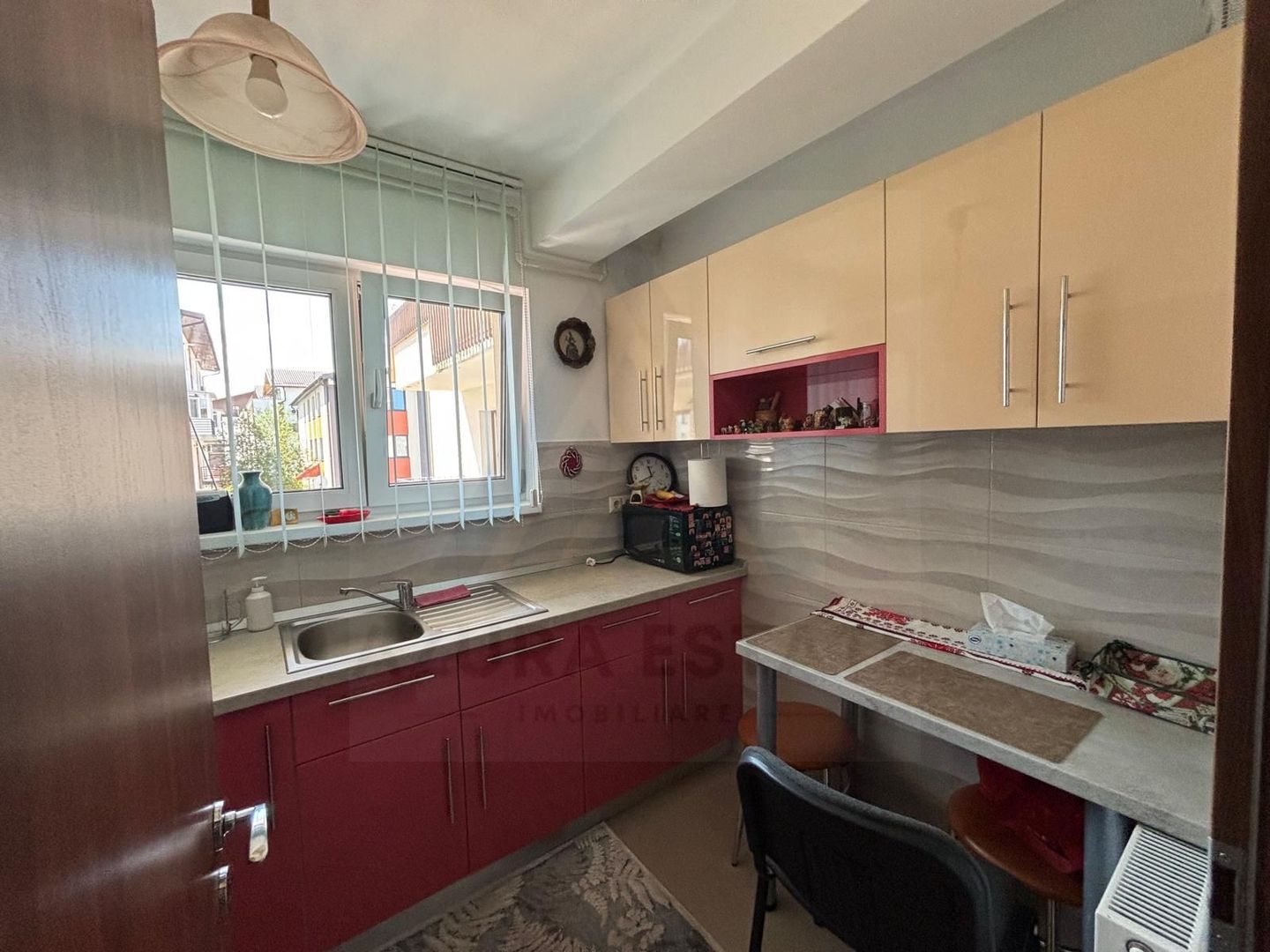 Apartament impecabil 69,5mp 3 camere  2 băi etaj 1 cu loc de parcare - Poză 15