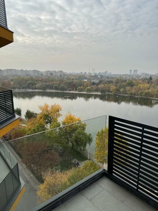 Pers fizică - Apartament de vis cu 3 camere şi vedere superba spre lac! - Poză 1