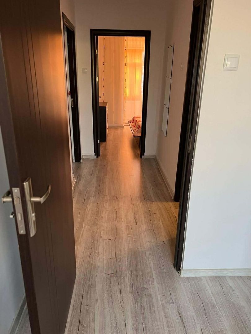 Apartament  3 camere- Rovine - Poză 4