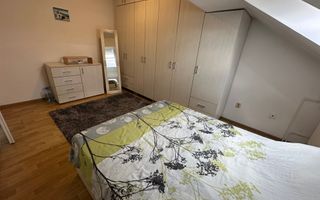 Casă / Vilă cu 5 camere zona Lunei - Poză 37