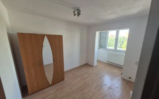 Apartament 3 camere | 55 mp | Centrală proprie | Piața Doina | - Poză 4