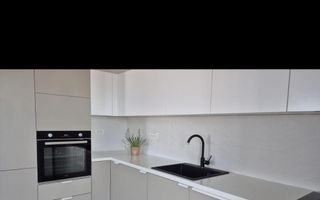 Apartament 2 camere cu Parcare subterană inclusă, centrala proprie - Poză 3