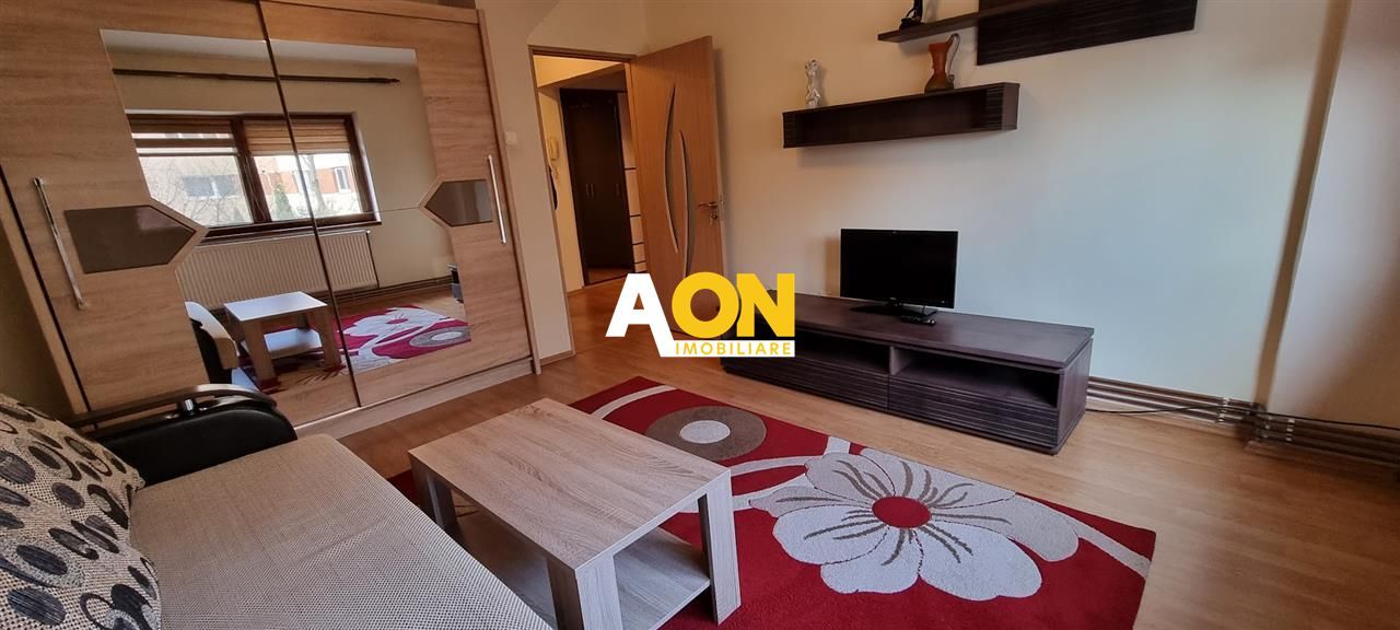 Apartament cu 1 Camera, Etaj 1, Zona Cetate - Poză 1