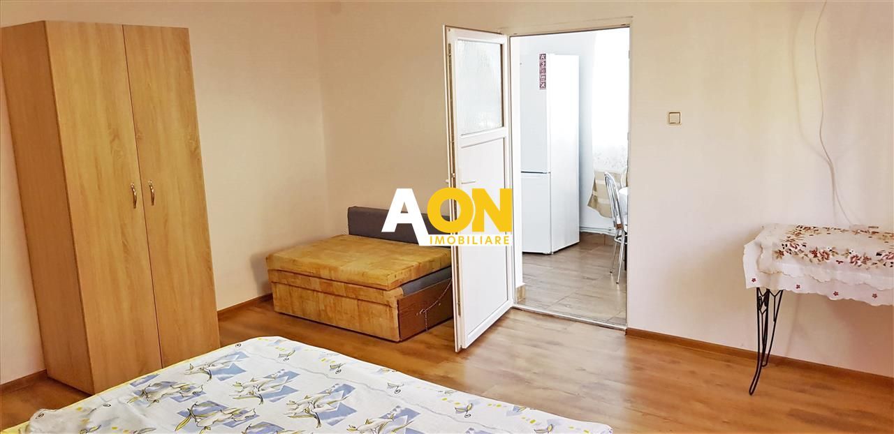 Casa de inchiriat, 2 camere, 250 mp teren, curte comuna, zona Centru - Poză 5