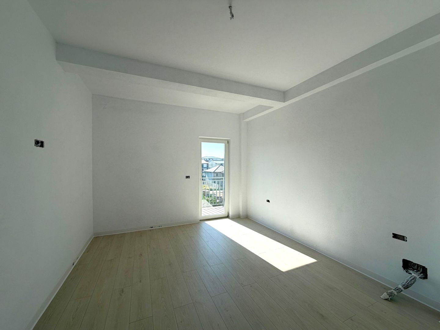 Apartament cu 3 camere - etaj intermediar - Giroc - Poză 5