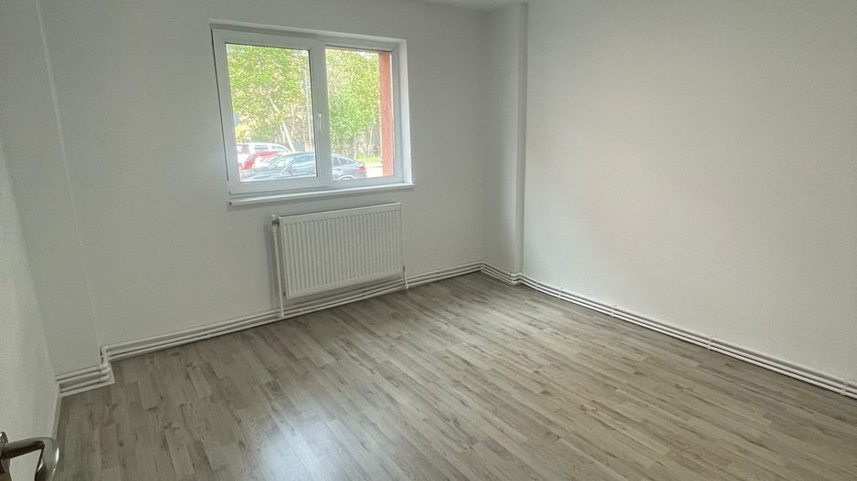 Apartament cu 2 camere de vanzare in Alba Iulia - Poză 2