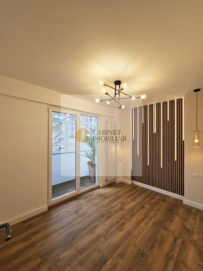 2 camere I Etaj 1/10 I Piata Victoriei I Renovat - Poză 3