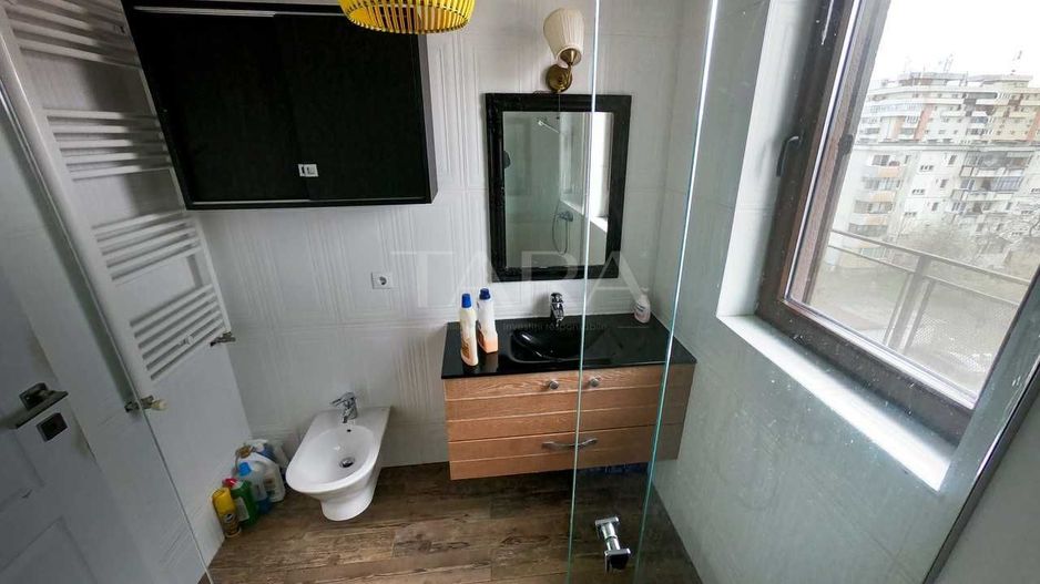 Penthouse cu 3 camere de închiriat - Între Lacuri - Poză 6