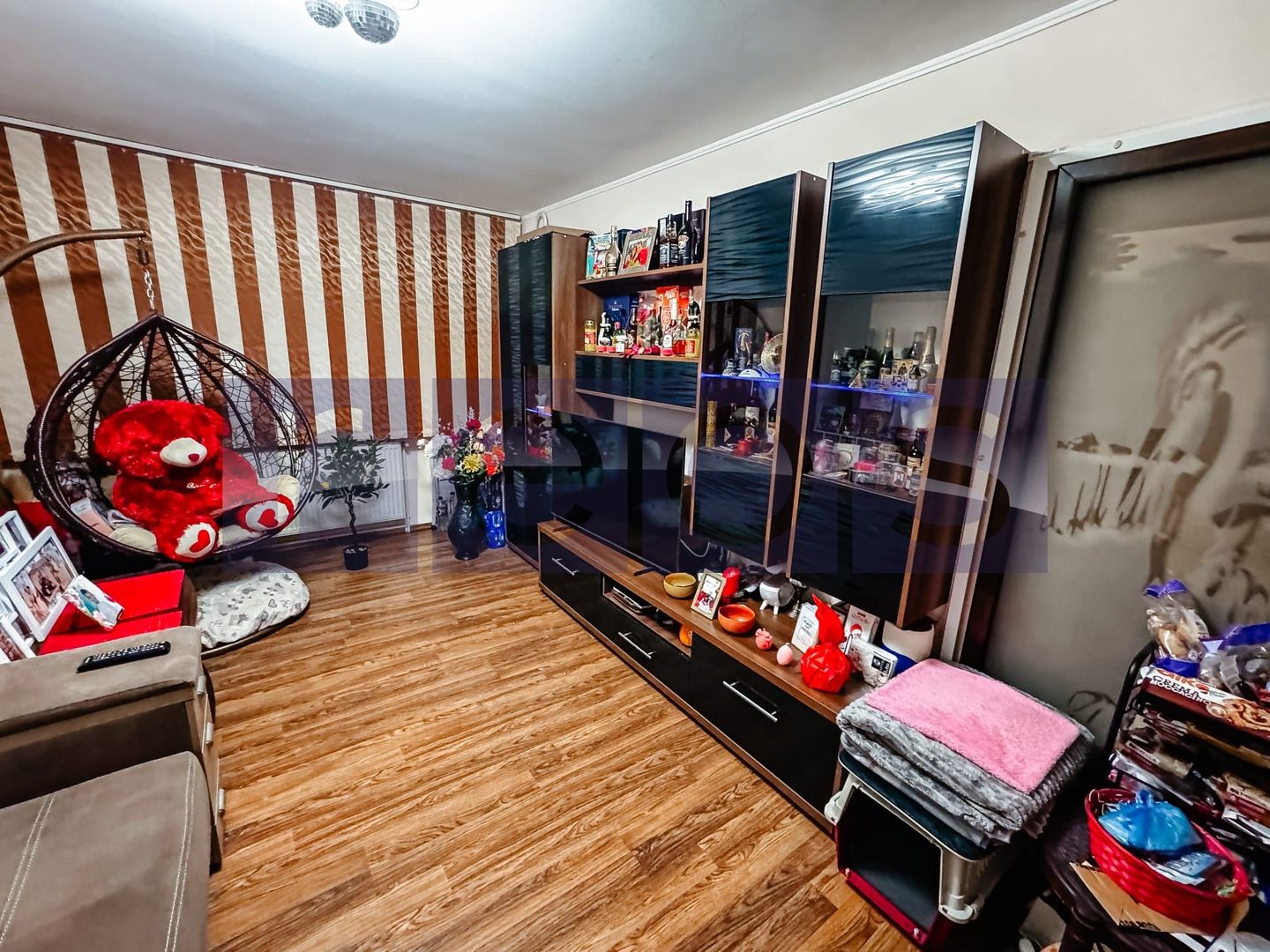 VANZ ARE 3 CAMERE ZONA FIZICIENILOR | BLOC ANVELOPAT | CENTRALA | - Poză 2