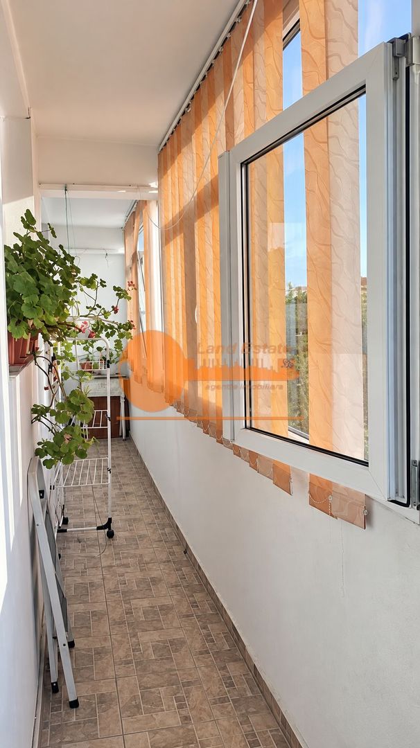 Apartament cu 3 camere la 2 Minute Metrou Raul Doamnei - Poză 7