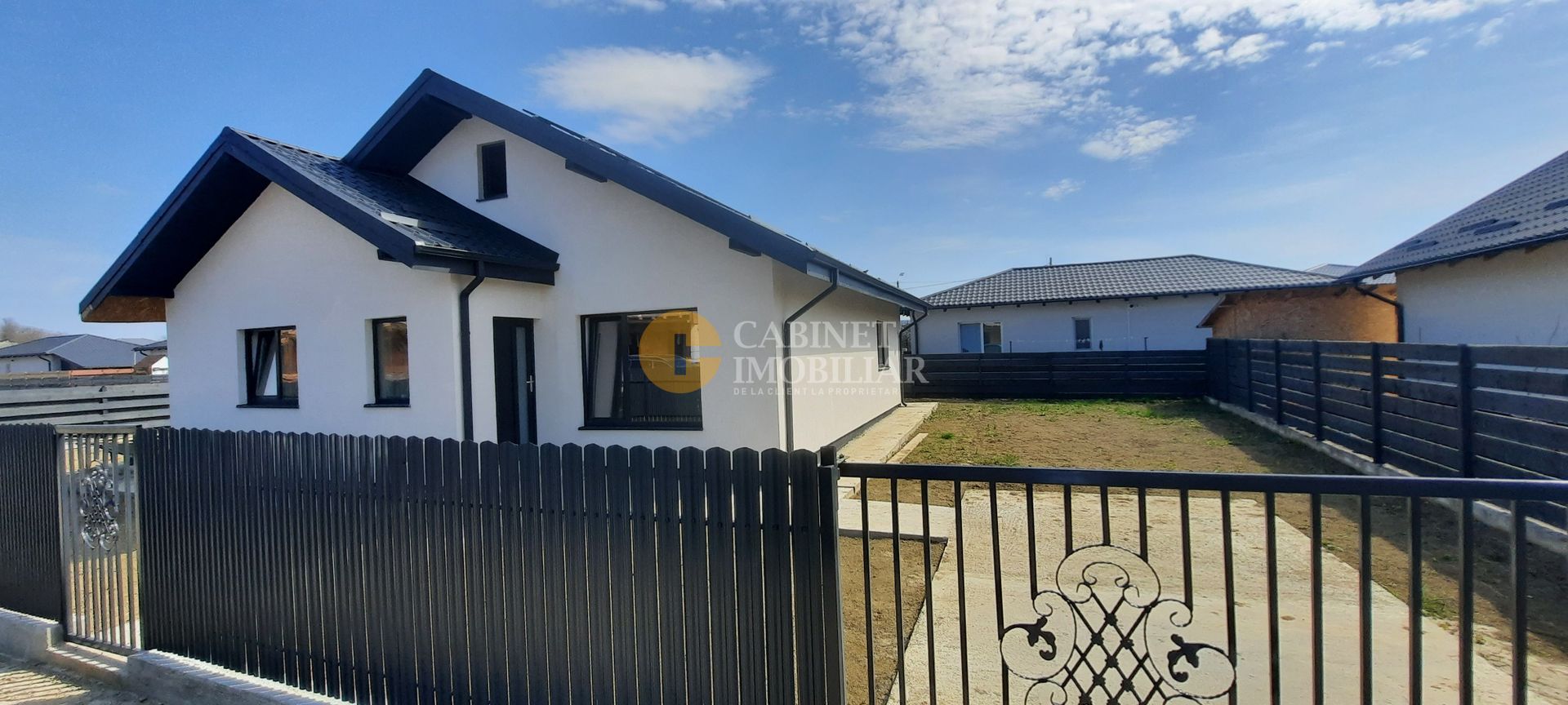 🏡 CASĂ DEOSEBITĂ  PLAN PARTER + MANSARDĂ  - VOINESTI - 110.000 EURO 🏡 - Poză 2