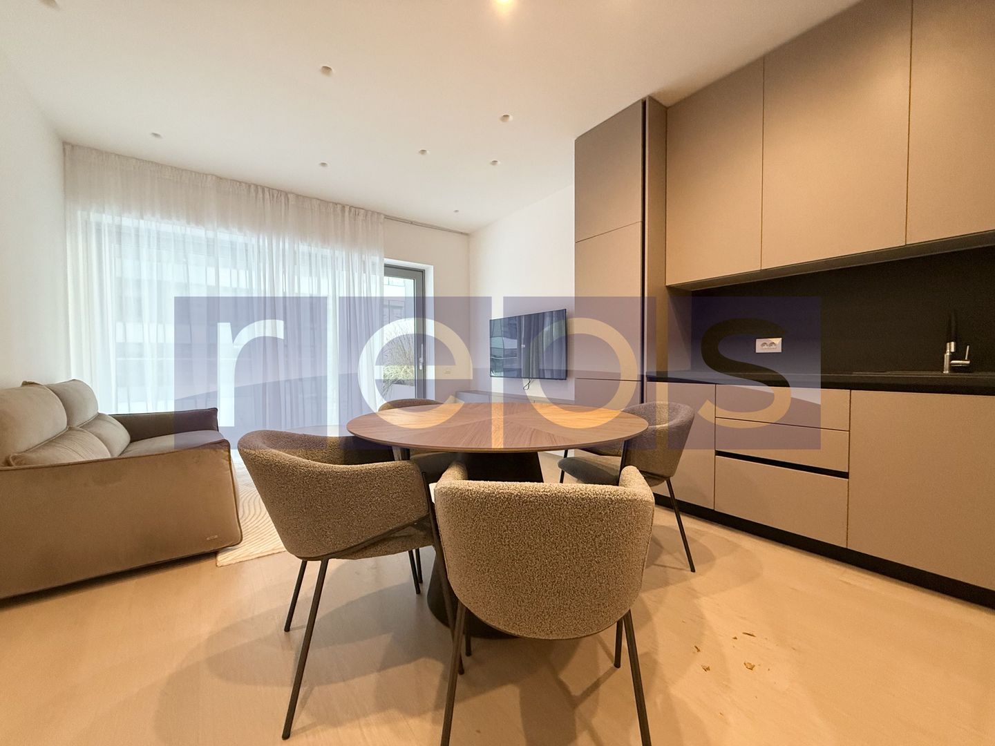 INCHIRIERE 3 CAMERE | AVIATIEI TOWER | CONSTRUCTIE NOUA - Poză 1