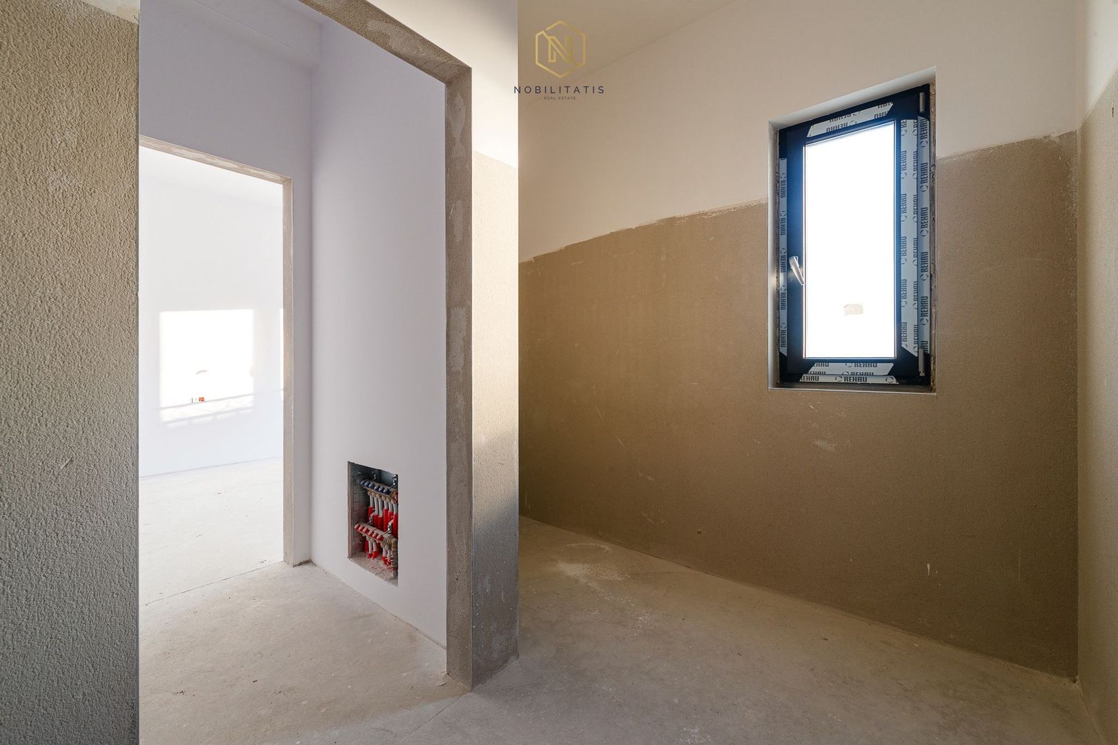 Duplex nou deosebit - despartit prin camera tehnica | Curte amenajata - Poză 29