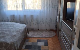 BRASADAS vinde ap 2 cam etaj 4/4 in Carpati 2. - Poză 5