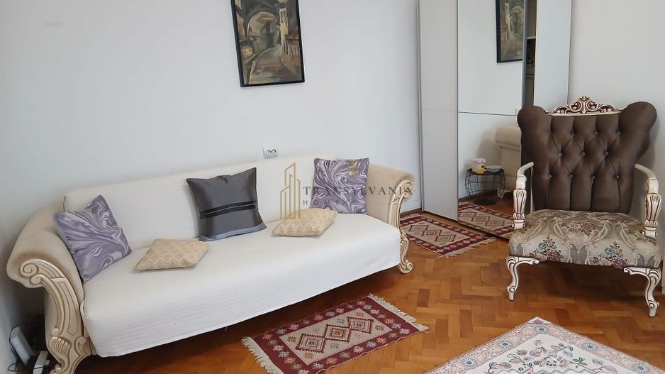 Garsonieră  în zonă centrală – ideală pentru locuință sau investitie - Poză 1
