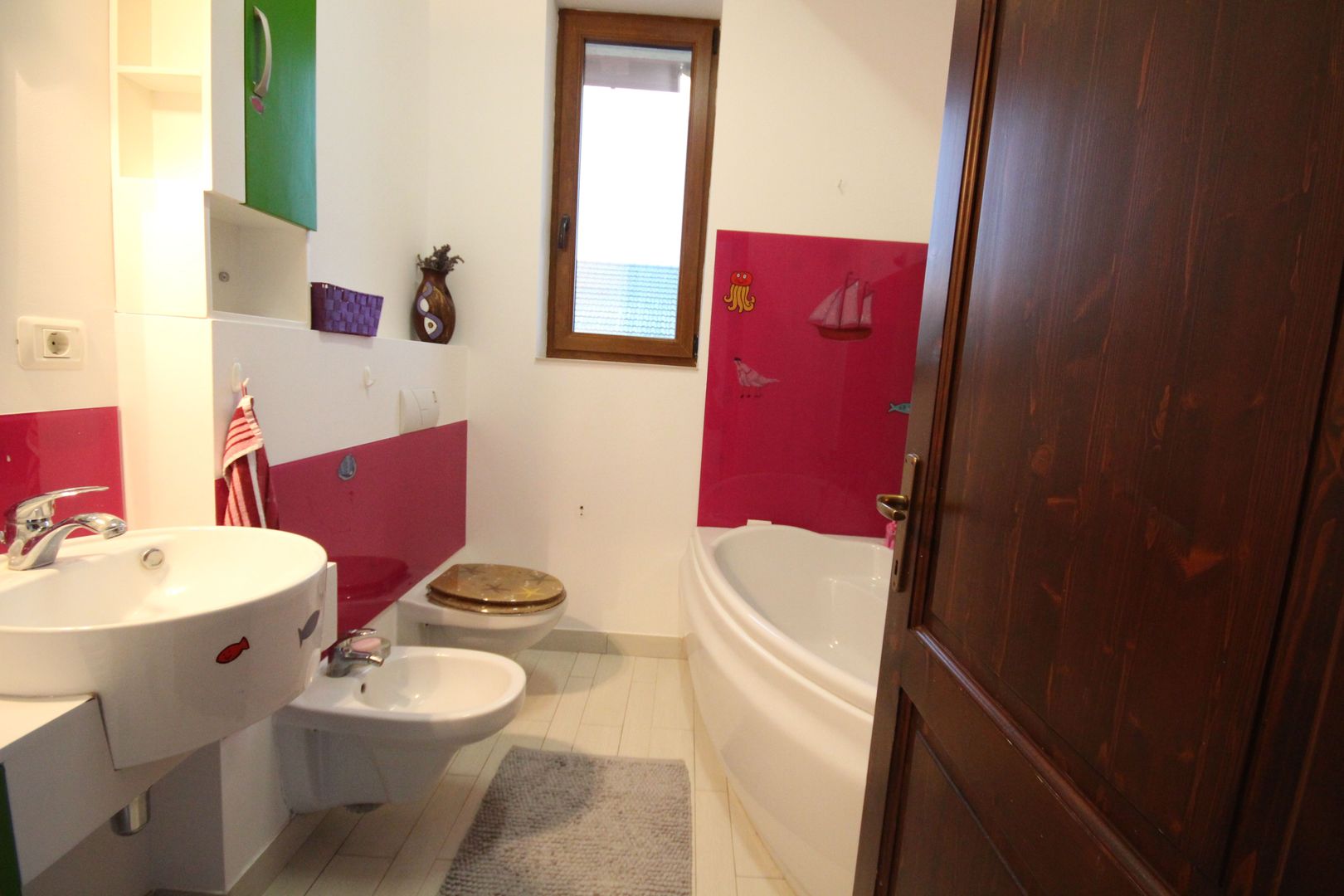 Calduroasa si primitoare - Poză 38