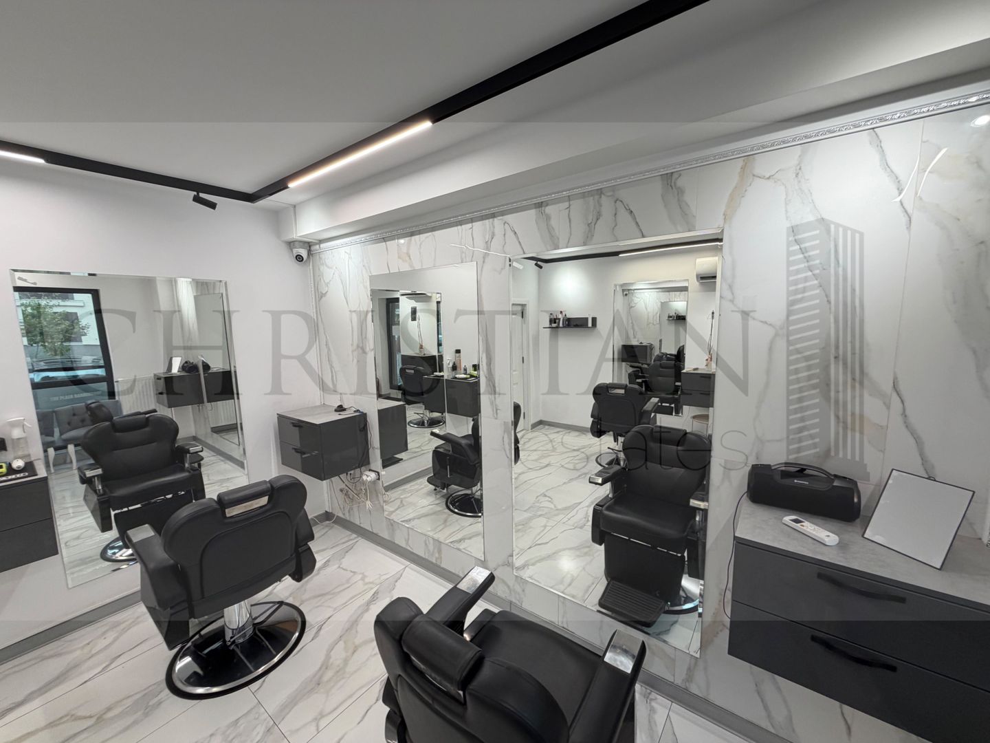 SPATIU COMERCIAL  - Exigent Plaza Faza 4 - SCARA EXTERIOARA - Poză 2