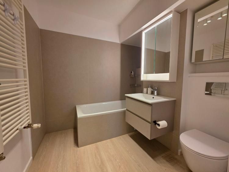 Închiriere 4 camere Lux Decebal, Centrala, Dressing, Parcare - Poză 8