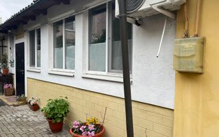 Vânzare, apartament la sol, 2 camere, str. Mihail Kogălniceanu, Centru - Poză 1
