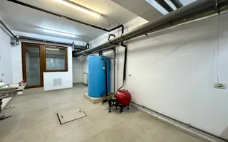 Vila cu 13 camere *460mpu* + garaj // Dorobanți - Poză 47