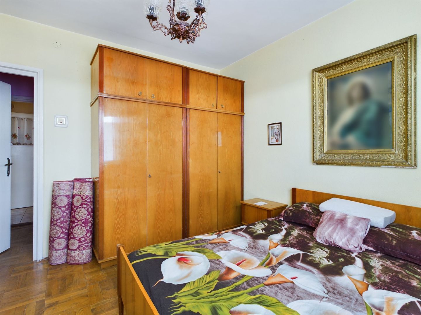 Apartament clasic cu 2 camere în Grădiște - Poză 3