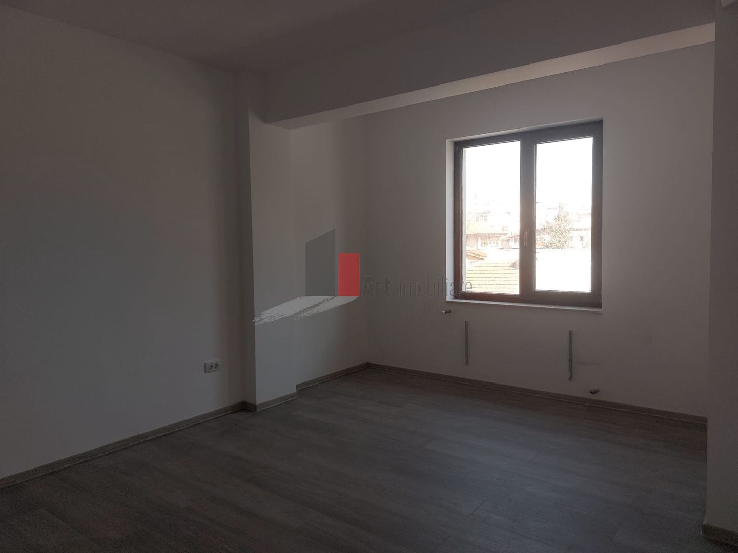 Spatiul "MAGRANA" , P-ta Alba Iulia, imobil 2024, TOTUL NOU, PARCARE INCLUSA - Poză 8