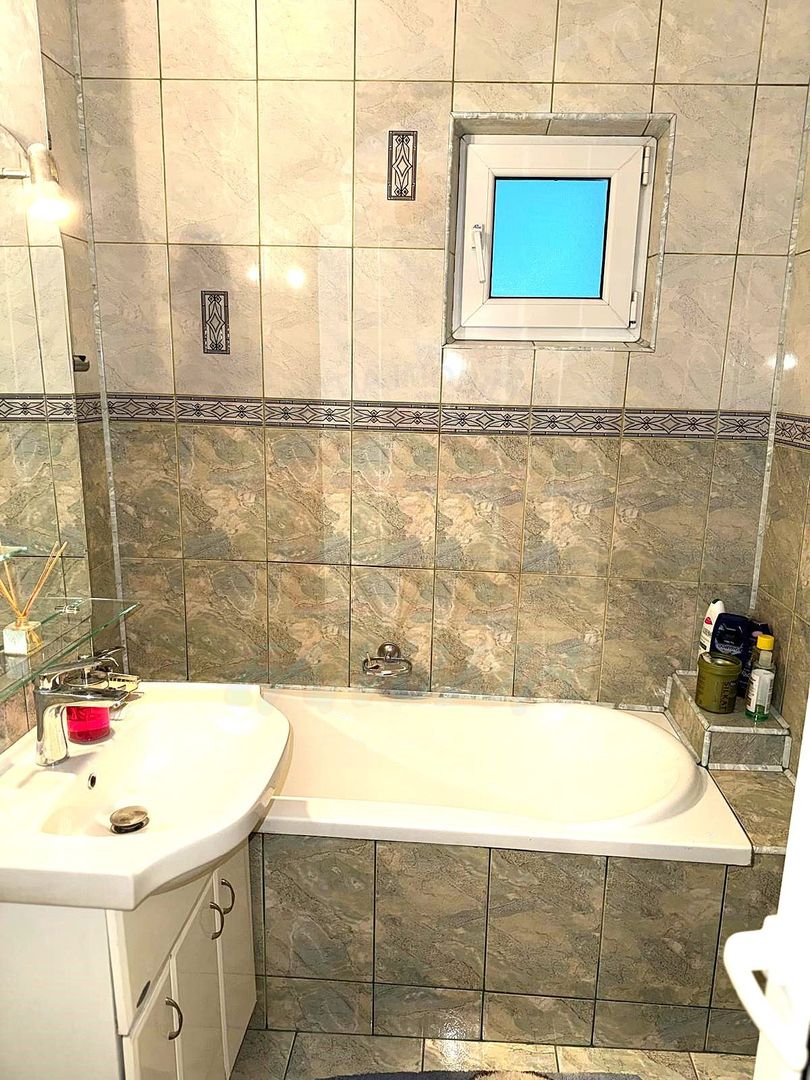 97.000 Euro, 4 camere decomandate, etaj 8 din 11, Micro 18 - Poză 10