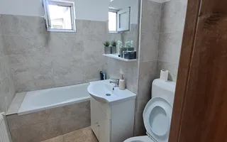 2 cam decomandat, Complex -Olimpia Stadion - Poză 22