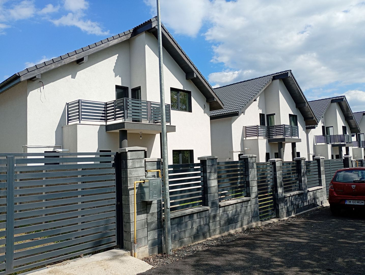 Sanandrei, Casa Individuala,, Suprafete Generoase, - Poză 2