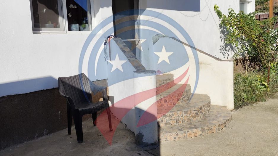 Casa cocheta la 30 minute de Craiova- Cornița Dolj - Poză 6