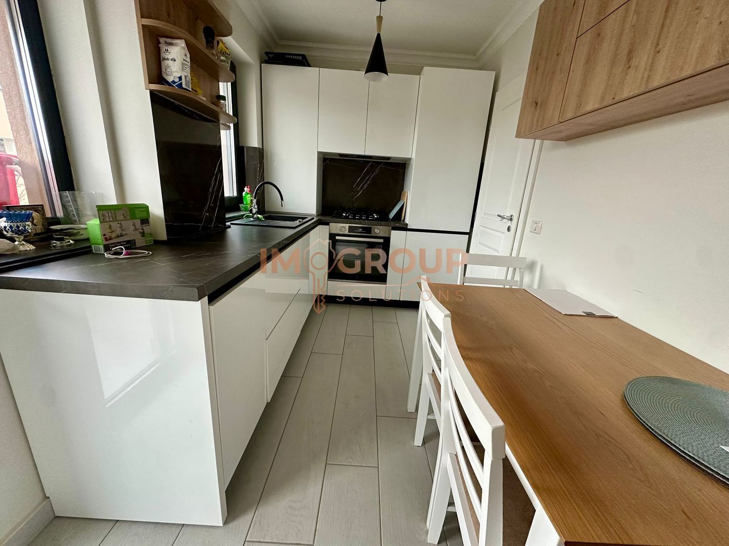 Cug - 2 Camere Decomanat+ Loc De Parcare  - Etaj 1 -Bloc 2022 - Poză 5