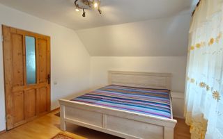 Casă 3 camere I Curte 814mp I Pivniță I Garaj I Axente Sever - Poză 9