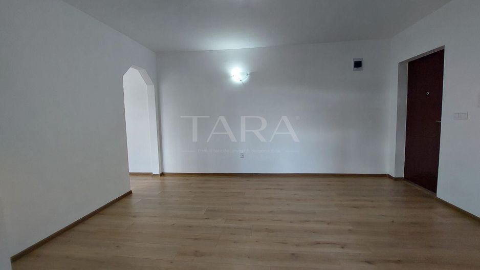 Apartament cu 2 camere, 43 mp, parter, renovat, langa Parcul Poligon. - Poză 4