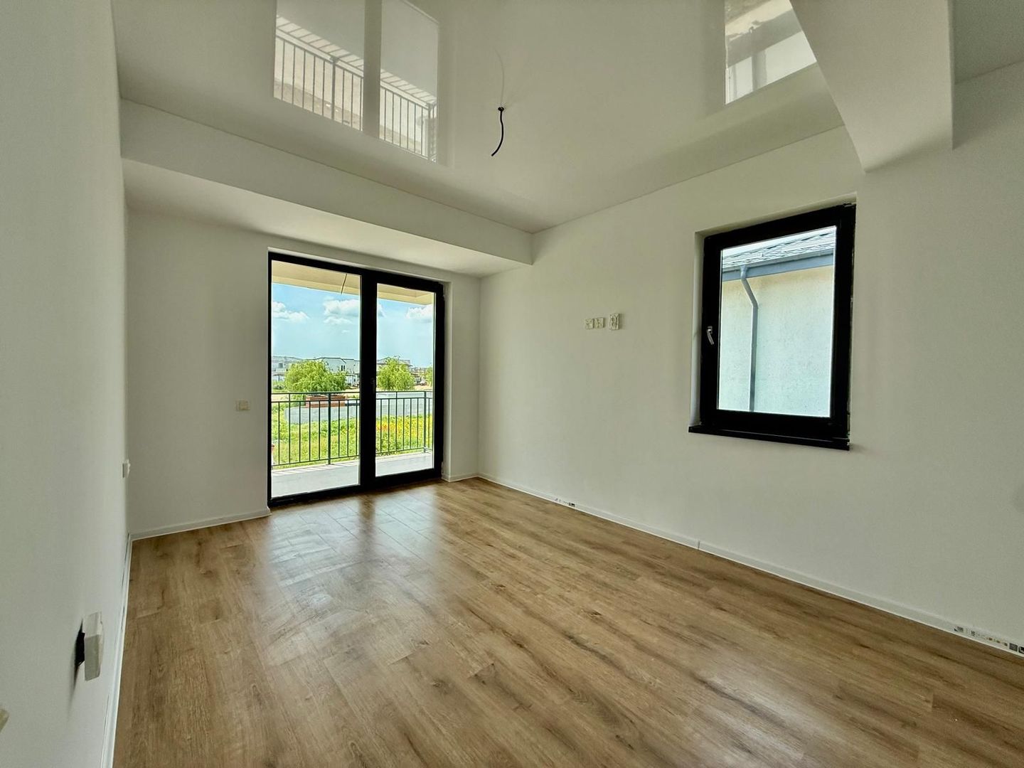 Vilă duplex modernă P+1 cu curte proprie | Otopeni | comision 0% - Poză 6