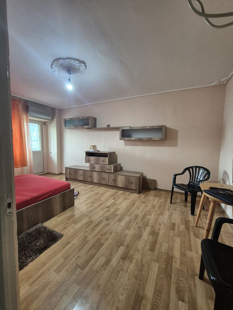 Garsoniera decomandata 40mp Vitan / Mall Vitan - Poză 1