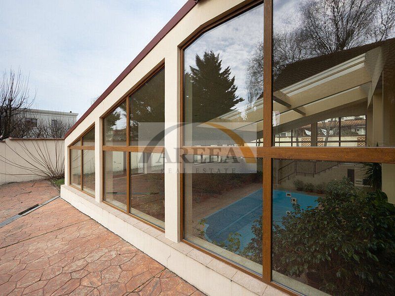 Vila cu 750 mp utili si teren de 1.480 mp in Erou Iancu Nicolae - Poză 9