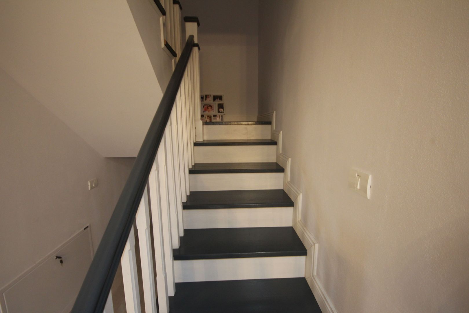 Modern si primitor - Poză 60