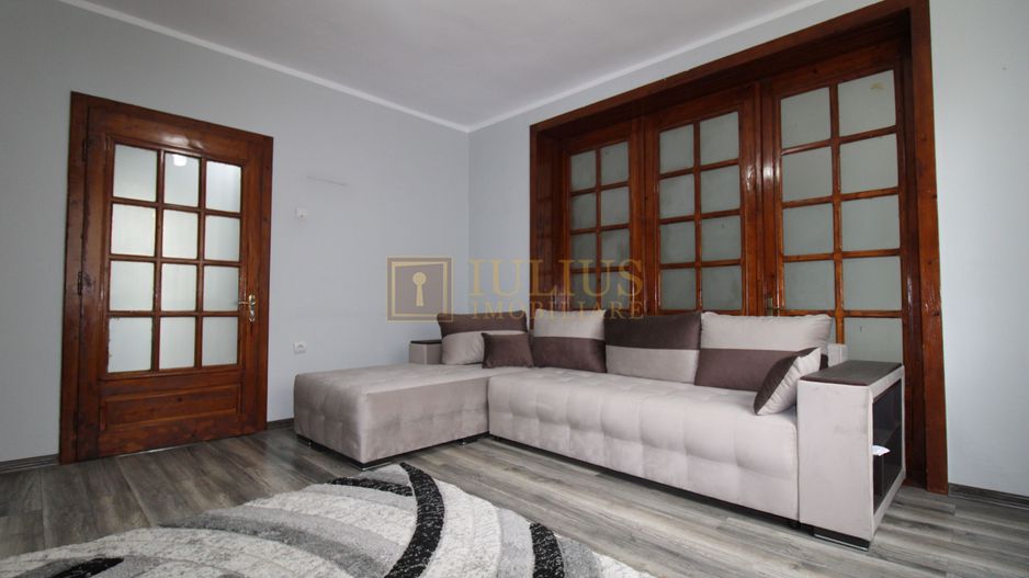 3 camere, curte comuna, centrala proprie. - Poză 2