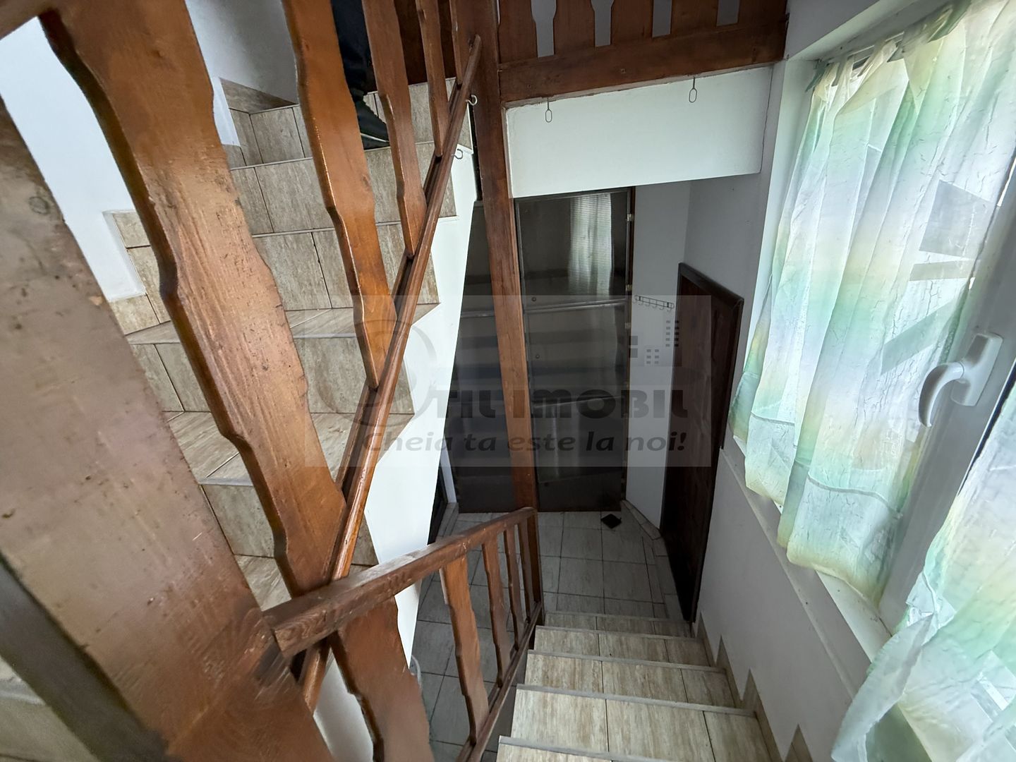 CASA INDIVIDUALA MOARA DE VANT S+P+M BECI GARAJ - Poză 14