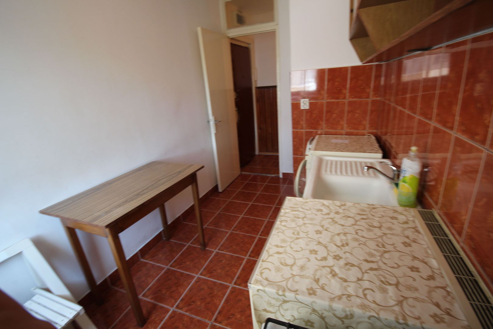 Pozitie avantajoasa - Poză 7