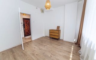 Apartament 4 camere renovat, central, ideal rezidențial sau activitate business - Poză 6