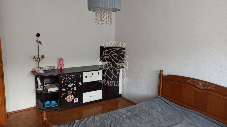 Apartament la casa 3 camere 82 mp- etajul 2- 2 balcoane -Valea Ghinzii - Poză 1