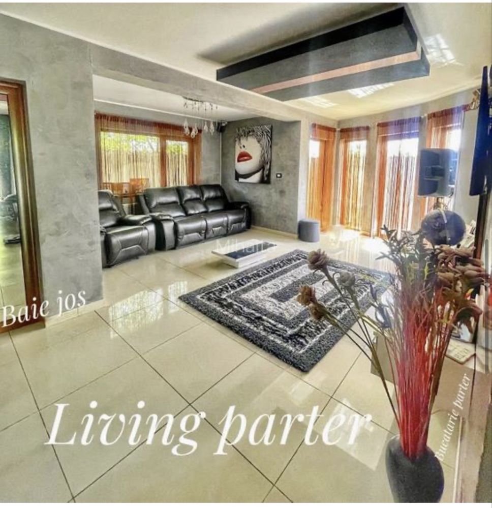 Casa Vanatori ,mobilata, utilata teren 500 mp - Poză 1