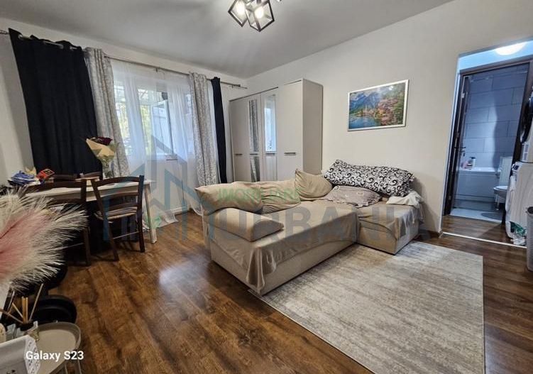 Apartament de vânzare în zona zimbru - Poză 3