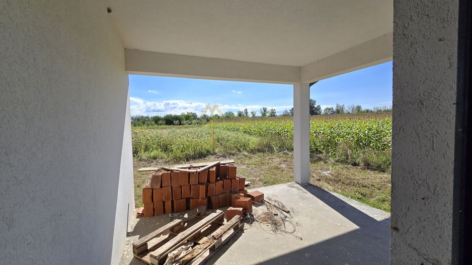 Martinesti, Casa individuala pe parter, 3 Dormitoare, 2 Bai - Poză 16