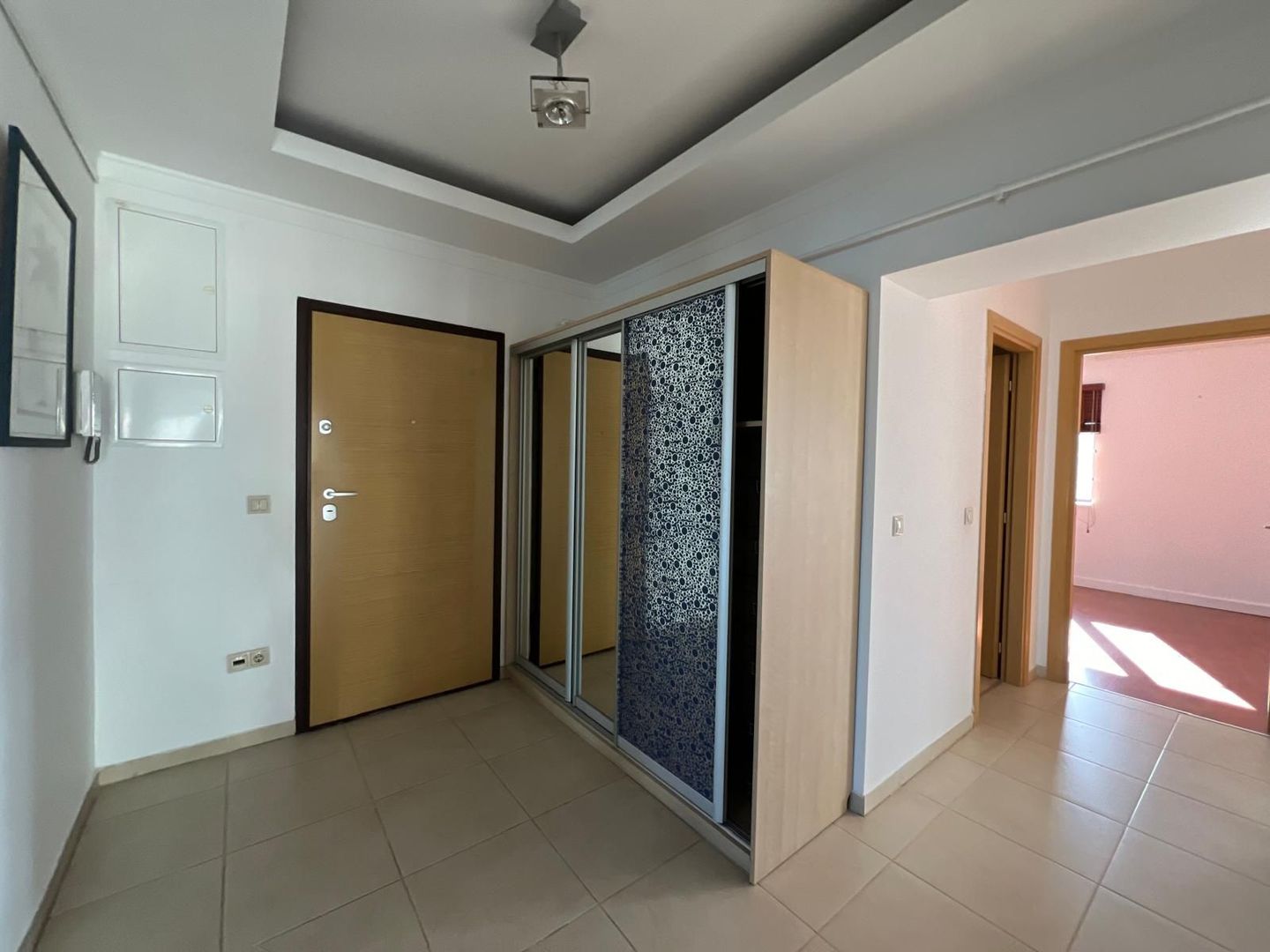 Inchiriere apartament 3 camere | Vedere spre lac | Emerald Residence - Poză 3