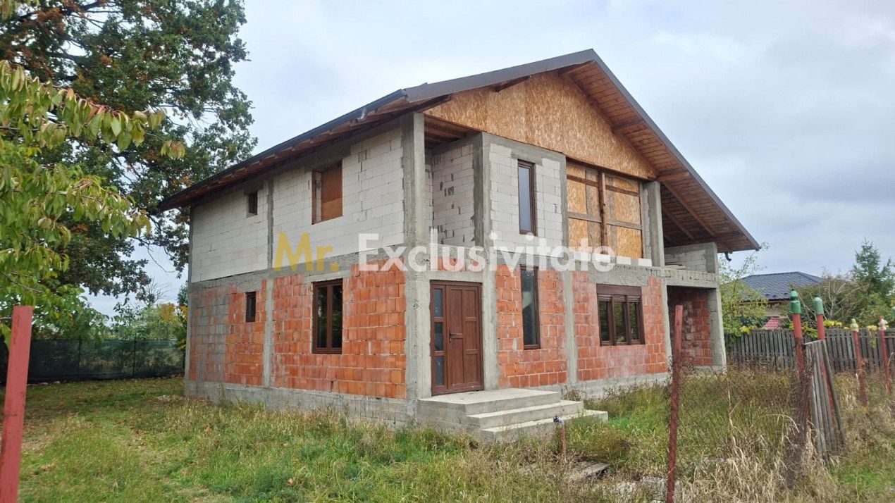 Casă Suseni-Cersani construcție solidă, teren 578 mp, zona superba - Poză 3