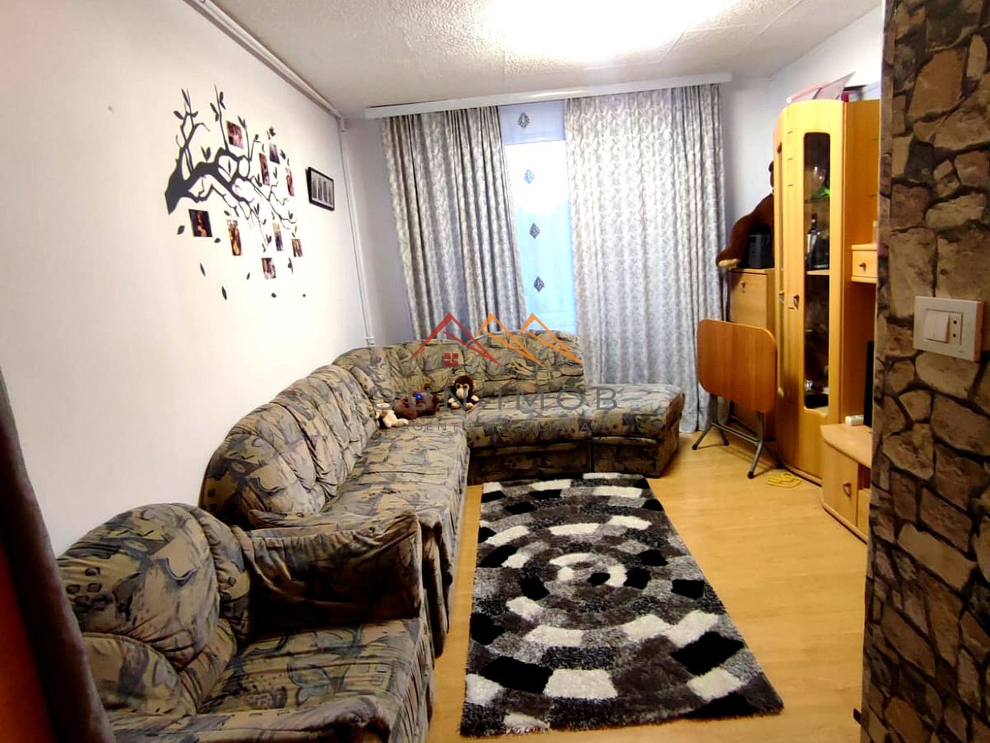 GARSONIERĂ DE VÂNZARE | ZONĂ CENTRALĂ CÂMPINA | 29.990 EUR - Poză 1