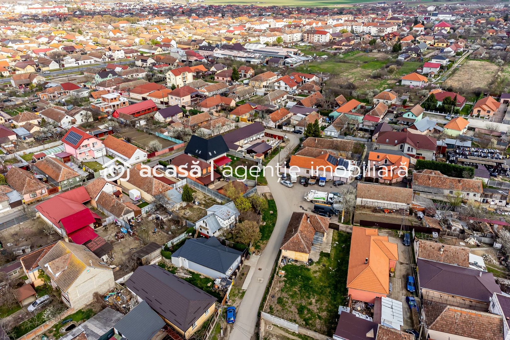 PREȚ NOU!!! Casă la preț de apartament - Vladimirescu - Poză 3